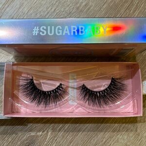 Baddie B lashes in #Sugarbaby